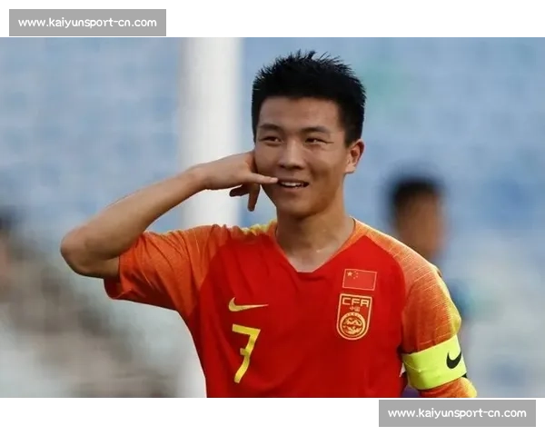 足协认错!VAR 误判偷走浙江 2 分,陶强龙争议动作成焦点,主帅激动挥拳眼镜飞落 足协认错!VAR 误判偷走浙江 2 分,陶强龙争议动作成焦点,主帅激动挥拳眼镜飞落